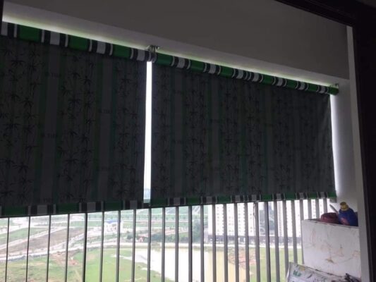 Bạt che ban công tự cuốn do Việt Smart thi công và lắp đặt tại Tp Hồ Chí Minh